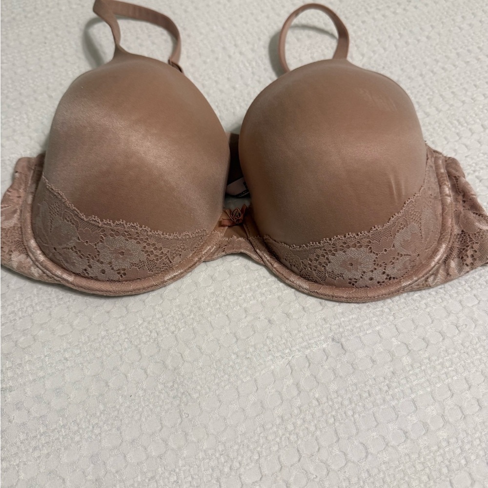 Victoria's Secret Lace Accent Bra in Brown